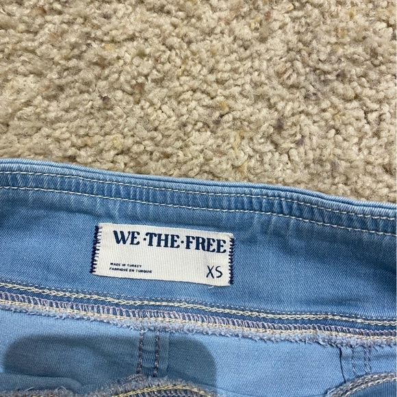We The Free by Free People Women’s In My Feelings Pull On Jeans Size XS Crop - Picture 5 of 10